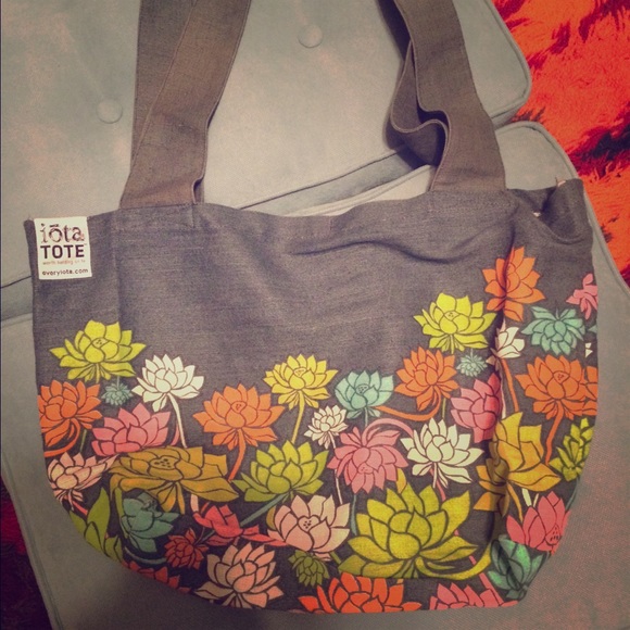 Every Iota Jute Tote, Lotus print