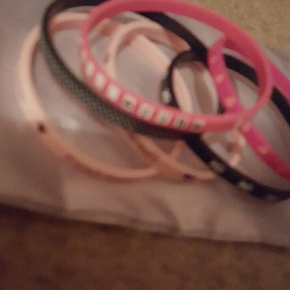 Braclets - Picture 2 of 2