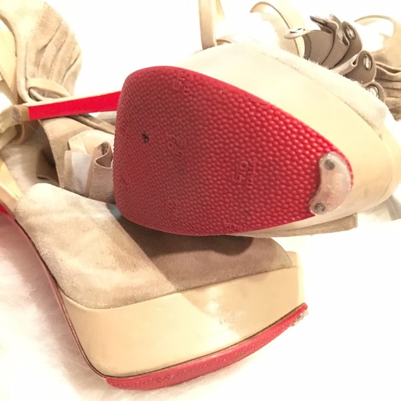 ❌SOLD❌ CHRISTIAN LOUBOUTIN MISFIT BEIGE SUEDE 39 - Picture 3 of 4