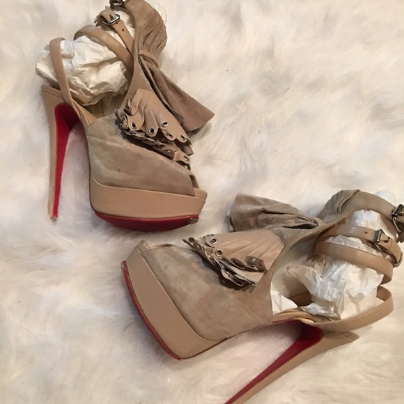 ❌SOLD❌ CHRISTIAN LOUBOUTIN MISFIT BEIGE SUEDE 39 - Picture 4 of 4