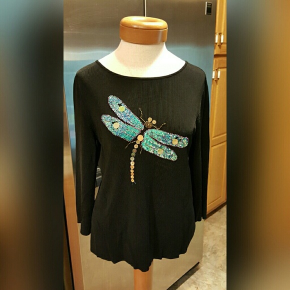 SOLD.   Sweater Works Size Large Top Dragonfly