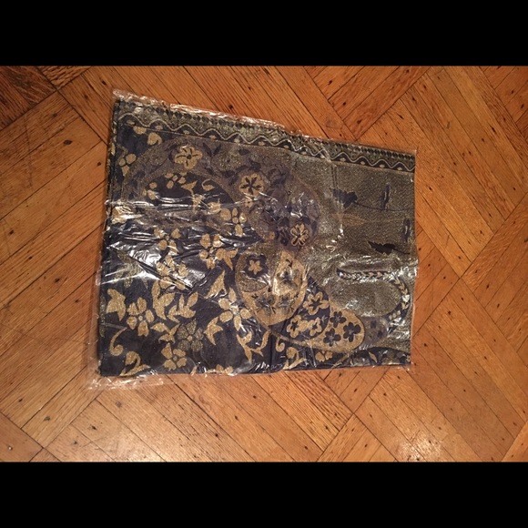 Pashima scarfs for @ash57rae