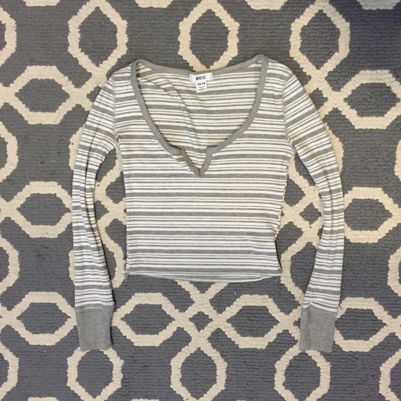 Striped long sleeve crop top