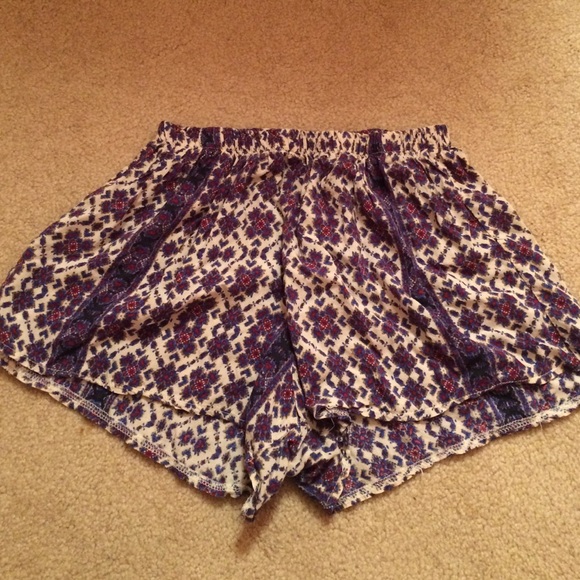 Brandy Melville Flowy Shorts