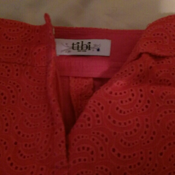 Tibi New York Pink Design Shorts - Picture 2 of 2