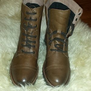 NWT || H&M || REAL LEATHER L.O.G.G. Boots