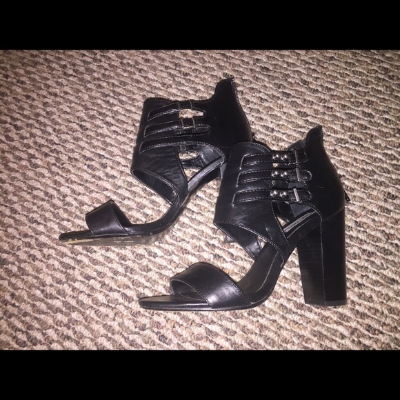 Steve Madden heels! - Picture 2 of 2
