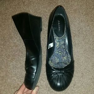 Black SOX-TAB with a 2" wedge. Never been worn.