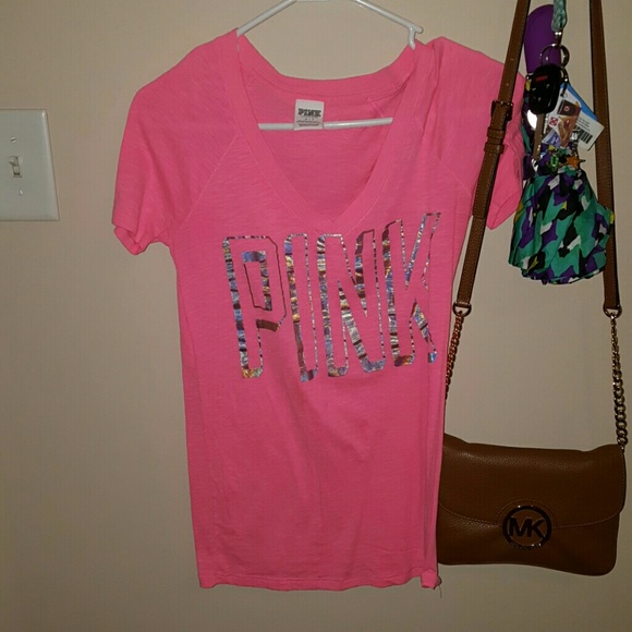 PINK tshirt
