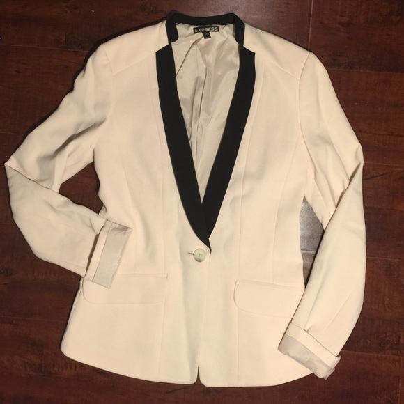 Express Rose Quartz Blazer with Black Trim