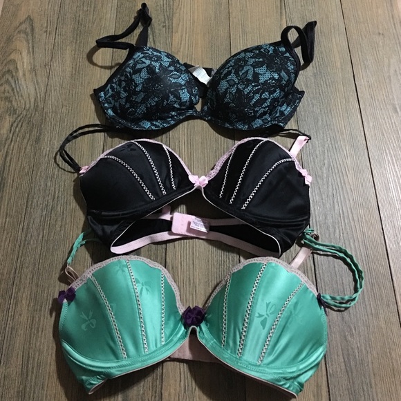❌SOLD❌Bras- diff brands