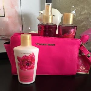 NWT Victoria's Secret set in Pure Seduction