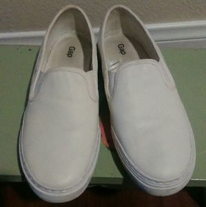 Gap white leather slip on sneakers