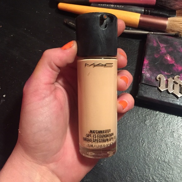 Used Mac foundation