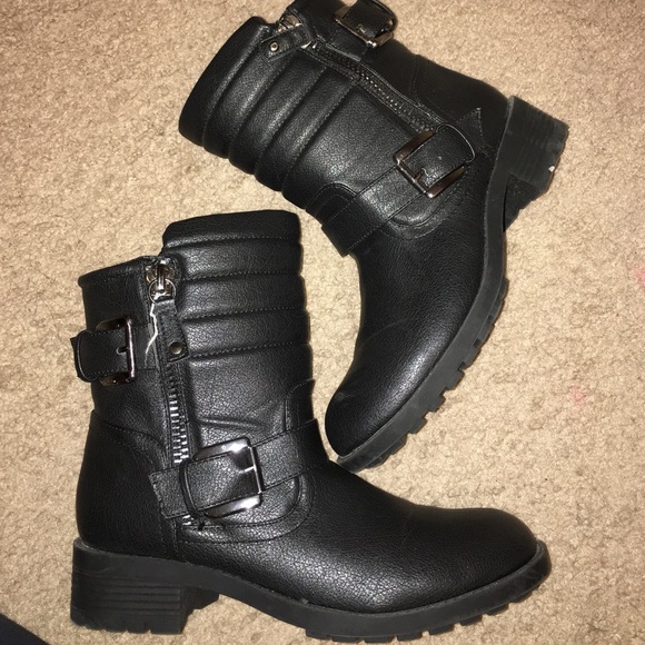 Boots!