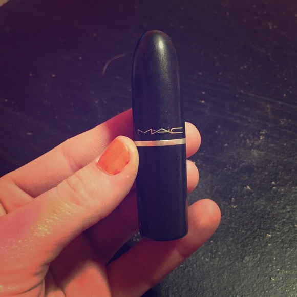 New mac lipstick