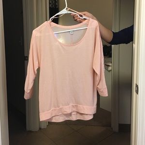 Gently used 3/4 sleeve American Eagle Shirt