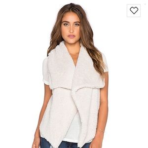 BB Dakota Faux Fur Vest Cream