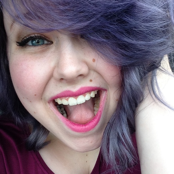 Meet your Posher, Katy - Picture 4 of 4