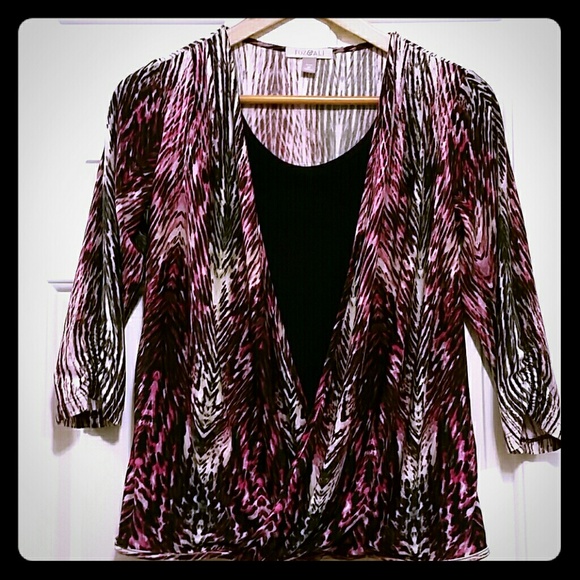 VALENTINES CLOSET  CLEAR OUT  Multi colored Top