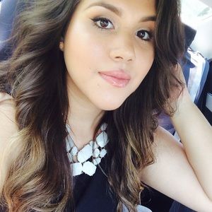 Meet your Posher, Natasha