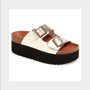 Size 6 platform sandal