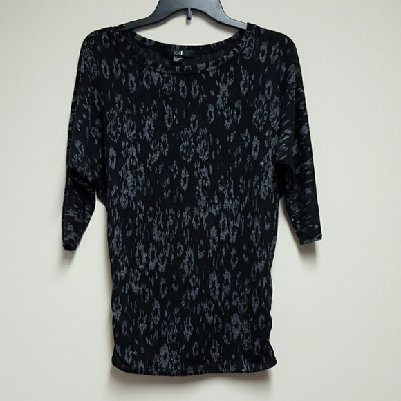 Forever 21 sweater top