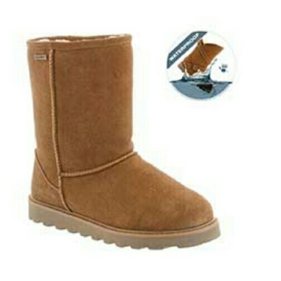 Size 9 Bearpaw Waterproof Boots