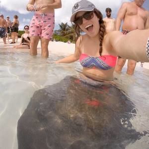 Meet your Posher, Ashley