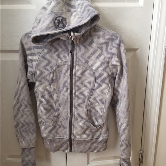 ⚡️ sale Lululemon scuba hoodie sz 4