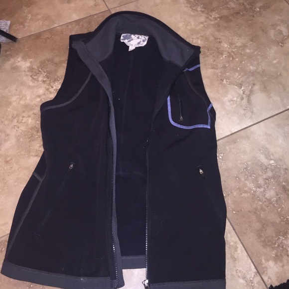 Black w blue stitch vest.