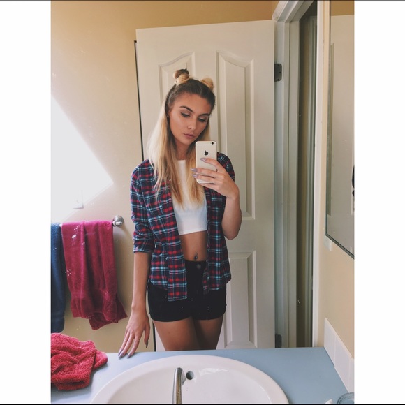 Meet your Posher, Baylie - Picture 3 of 3