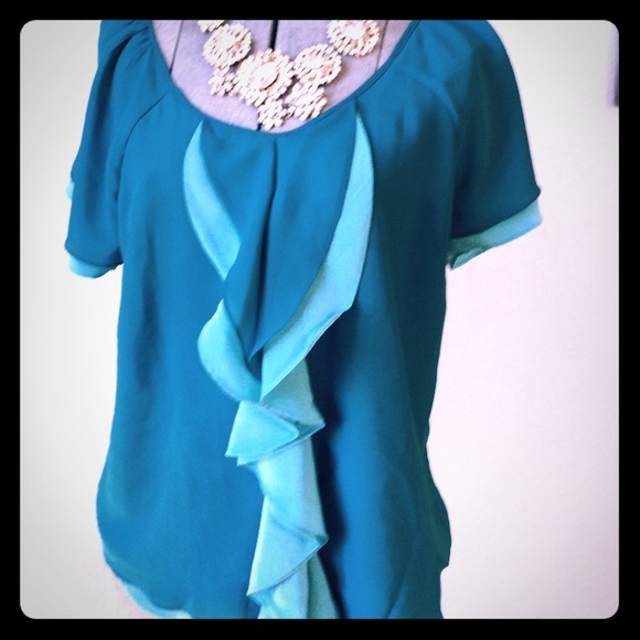 Saks 5th Ave Turquoise flounce blouse