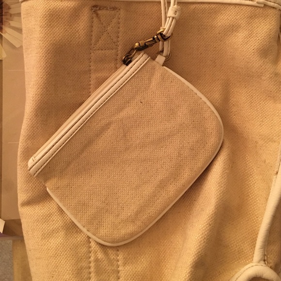 Reversible Faux Leather and shimmer tote - Picture 4 of 4