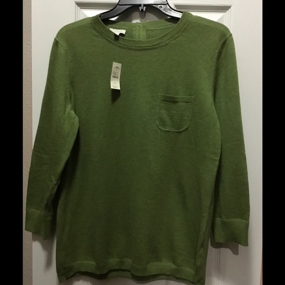 Talbots Sweaters - Talbots NWT Olive green sweater.