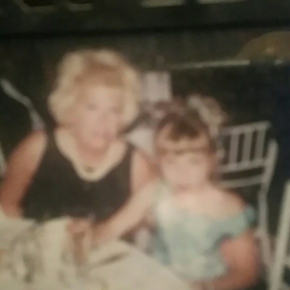 Meet your Posher, Vanese - Picture 1 of 1