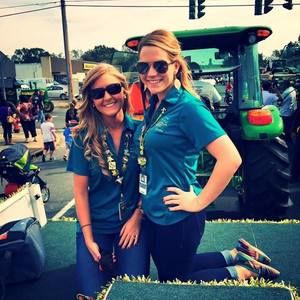 Meet your Posher, Devin