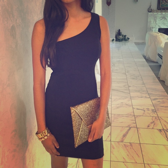 ⚡️FLASH SALE⚡️F21 One Shoulder Bodycon Dress