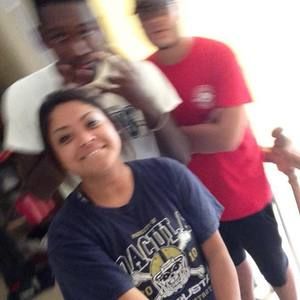 Meet your Posher, Vanessa