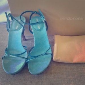 Sergio Rossi Turquoise suede heeled scandals