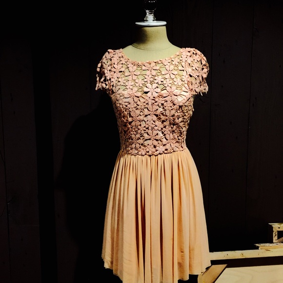 Floral lace dress