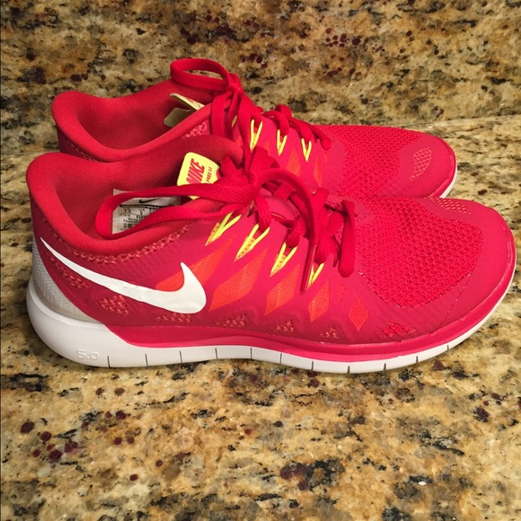 HOLD for @ TaylorVanis13 Nike Free 5.0 - Women's