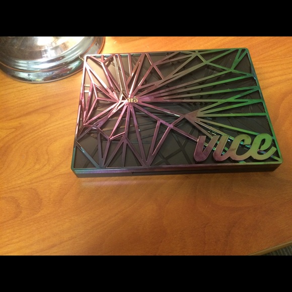 Urban Decay Vice 4 Palette