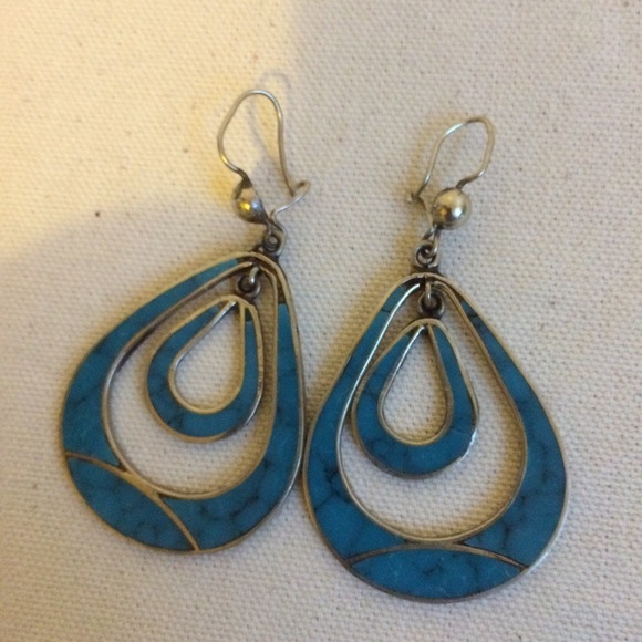 Turquoise Earring - Picture 2 of 3