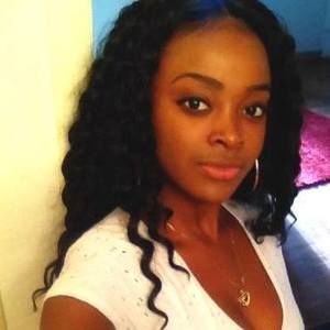 Meet your Posher, Ronaldine