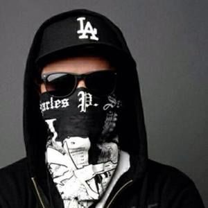 Meet your Posher, Khaled