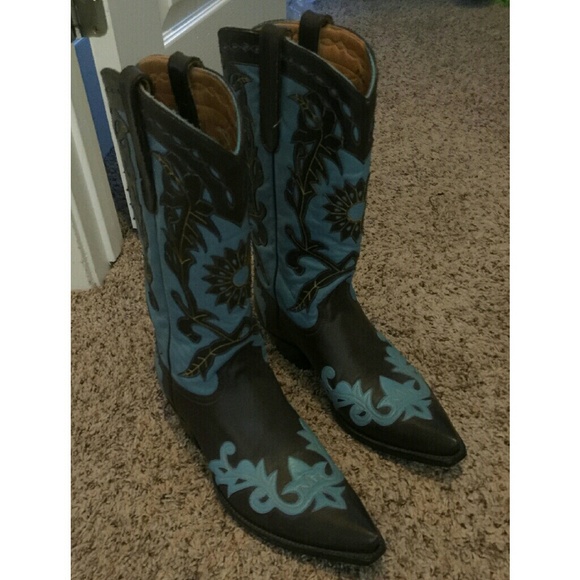 Custom made cowboy boots