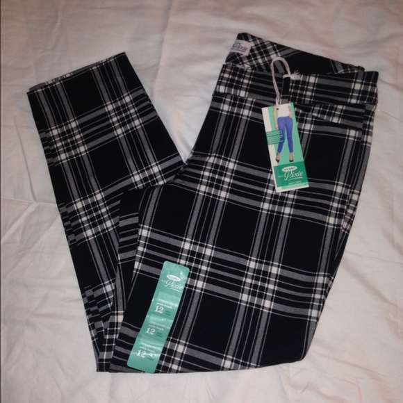 old navy plaid pixie pants
