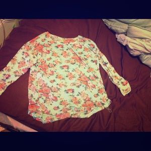 Cute light long sleeve sweater
