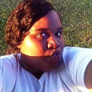 Meet your Posher, Alma